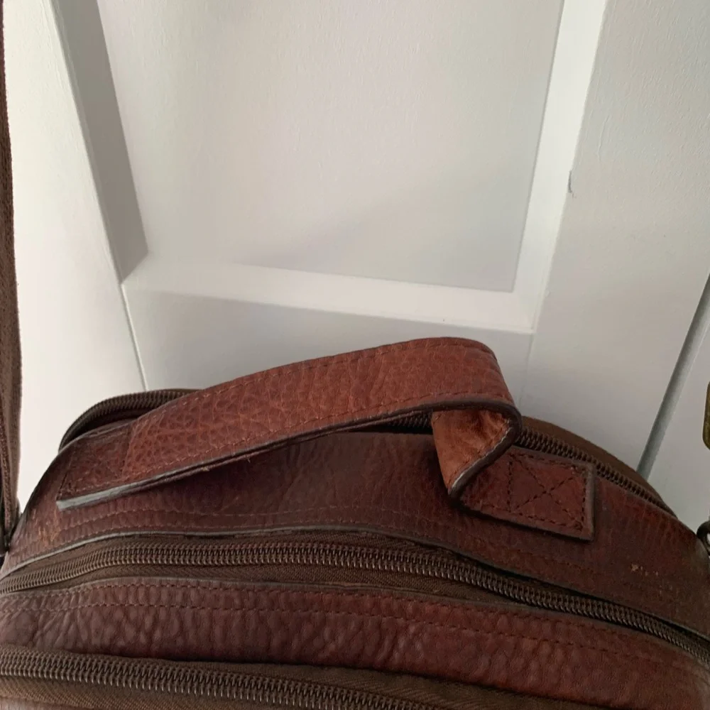Vintage Duluth‎ Trading Lifetime Brown Leather Travel Messenger Crossbody Bag